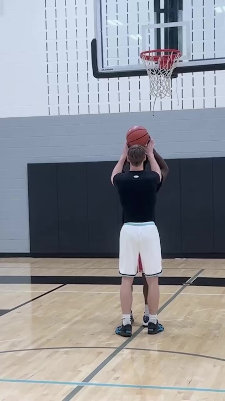 这些扣篮拿到NBA扣篮大赛能得几分？小哥这几个扣篮太秀了🔥